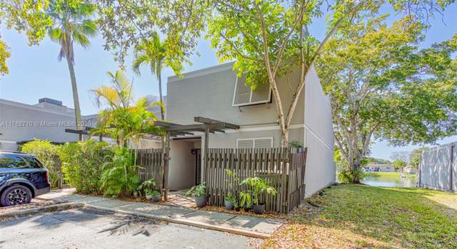 Photo of 1548 NW 113th Way, Pembroke Pines, FL 33026