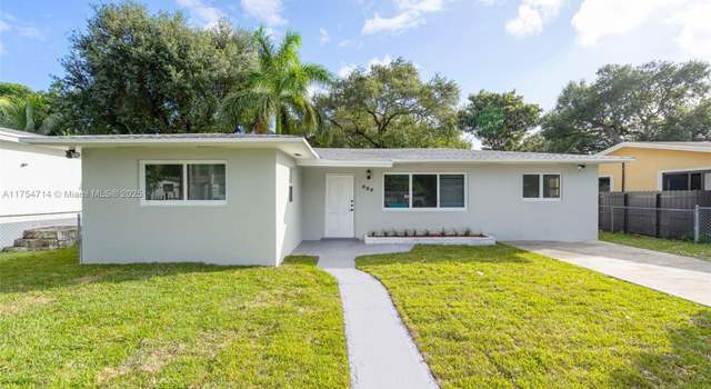 Photo of 330 NE 164th St, Miami, FL 33162