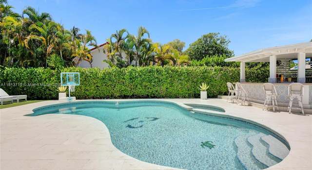 Photo of 2080 NE 214th St, Miami, FL 33179