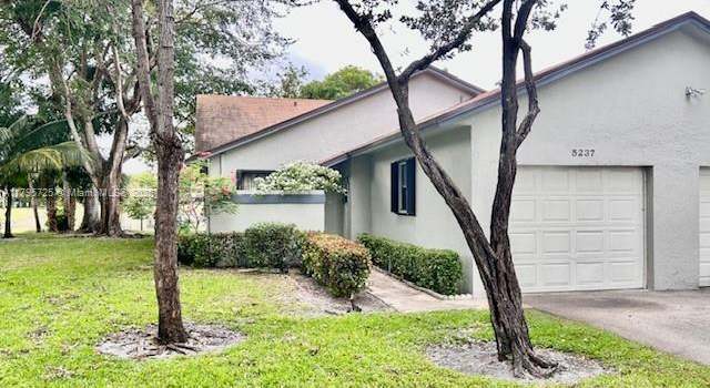 Photo of 5237 Gate Lake Rd #5237, Tamarac, FL 33319