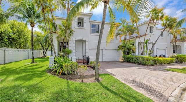 Photo of 21235 NE 33rd Ave, Miami, FL 33180