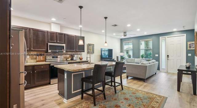 Photo of 4346 Cascada Cir, Cooper City, FL 33024