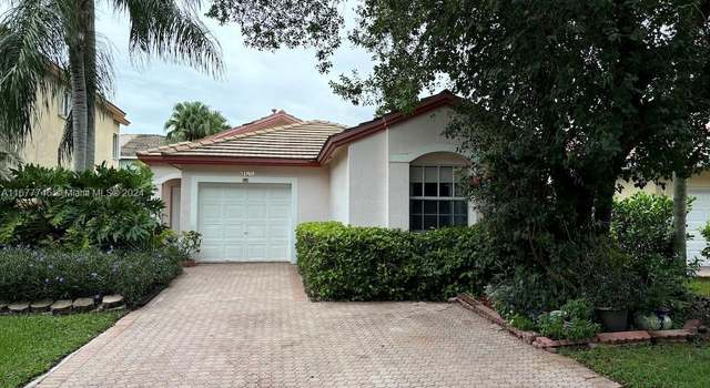 Photo of 3198 NW 99th Pl, Doral, FL 33172