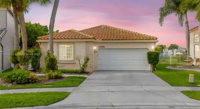Photo of 15696 NW 12th Mnr, Pembroke Pines, FL 33028
