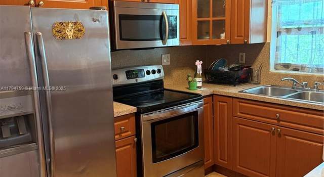 Photo of 1111 NW 19th Ave #304, Miami, FL 33125