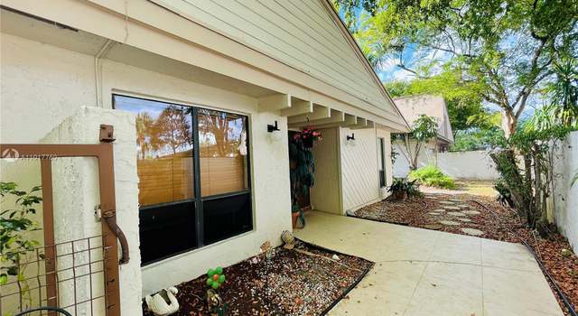 Photo of 441 NW 78th Ave, Plantation, FL 33324
