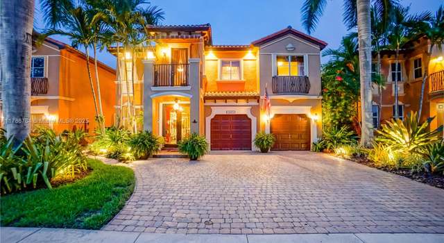 Photo of 15471 SW 30th St, Miami, FL 33185