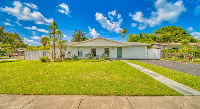 Photo of 9104 SW 180th St, Palmetto Bay, FL 33157