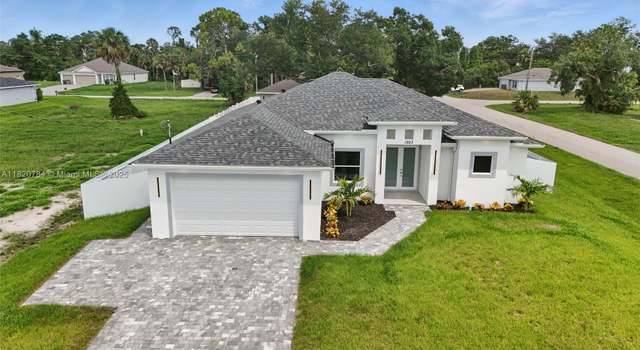Photo of 1923 S Gator Cir, Cape Coral, FL 33909