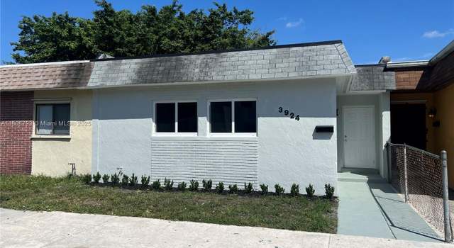 Photo of 3924 NW 207th St Rd, Miami Gardens, FL 33055