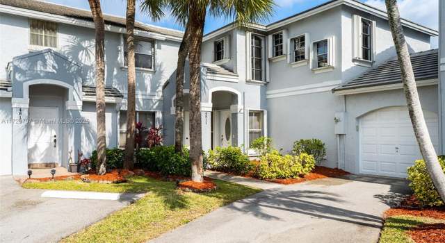 Photo of 4811 Grapevine Way, Davie, FL 33331