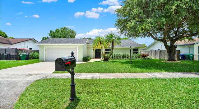 Photo of 10514 SW 127th Ct, Miami, FL 33186