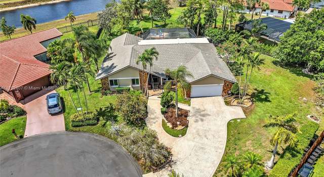 Photo of 118 SW 100th Ter, Coral Springs, FL 33071