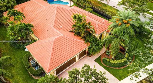 Photo of 350 Mallard Rd, Weston, FL 33327