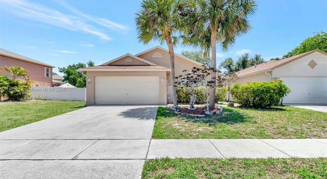 Photo of 6077 Azalea Cir, West Palm Beach, FL 33415