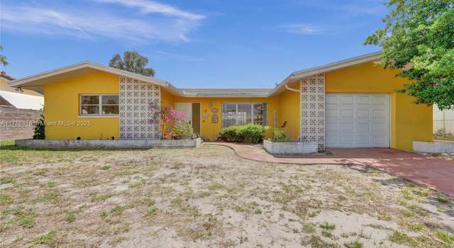 Photo of 1032 SW 11th St, Boca Raton, FL 33486