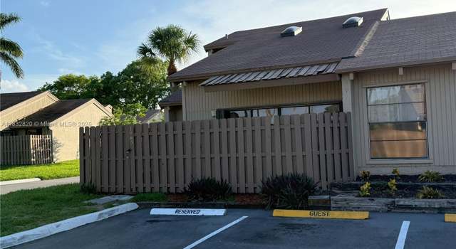 Photo of 1965 SW 81st Way, Davie, FL 33324