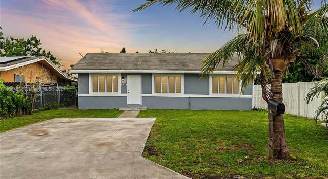 Photo of 3413 SW 12th Ct, Fort Lauderdale, FL 33312