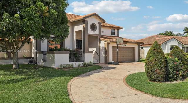 Photo of 15050 E Falcons Lea Dr, Davie, FL 33331