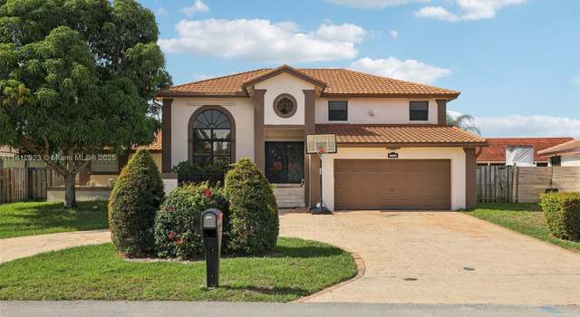 Photo of 15050 E Falcons Lea Dr, Davie, FL 33331