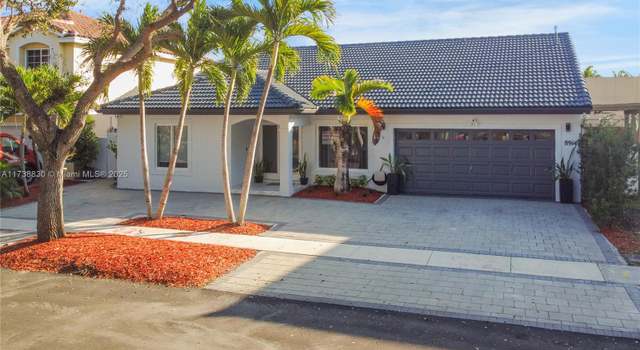 Photo of 8914 NW 187th St, Hialeah, FL 33018