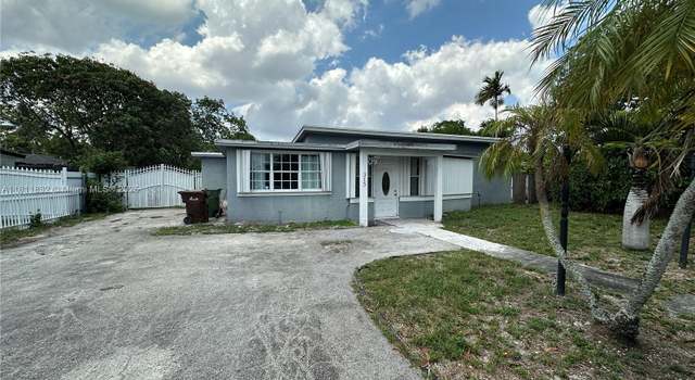 Photo of 315 W 44th St, Hialeah, FL 33012