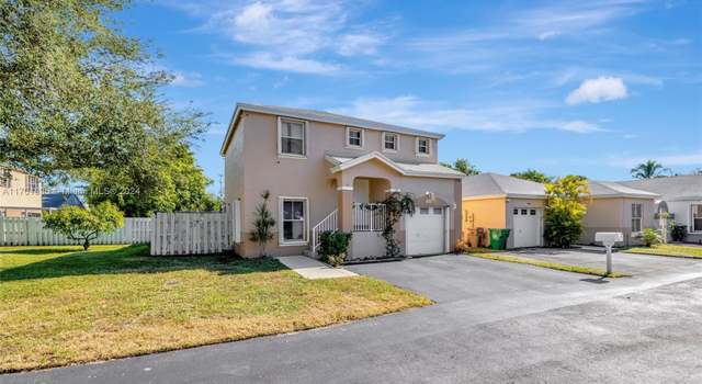 Photo of 4200 SW 72nd Way, Davie, FL 33314
