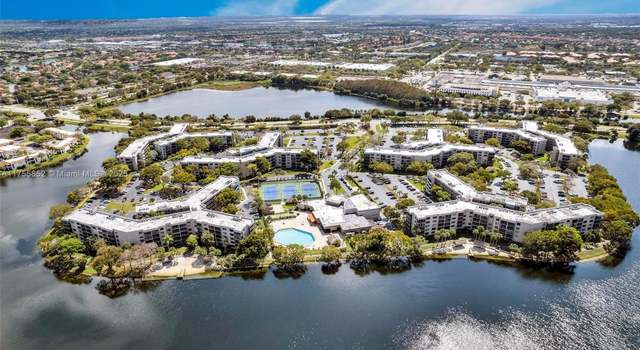 Photo of 1000 Colony Point Cir #507, Pembroke Pines, FL 33026