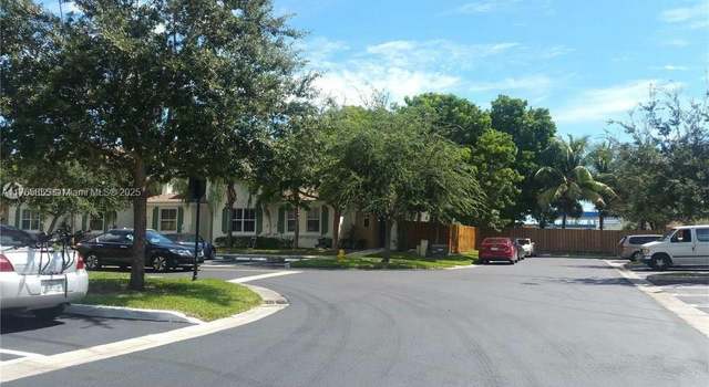 Photo of 917 NE 42nd Pl, Homestead, FL 33033