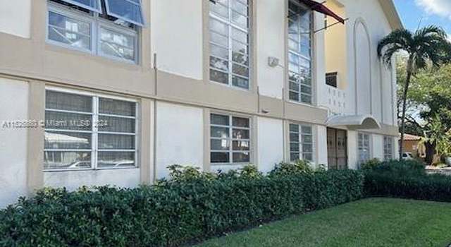 Photo of 234 Antiquera Ave #2, Coral Gables, FL 33134