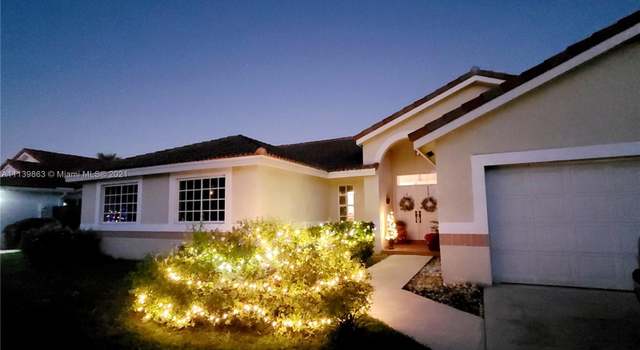 Photo of 4251 SW 154th Pl, Miami, FL 33185