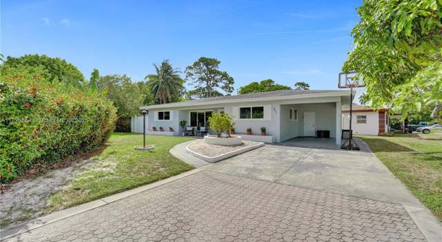 Photo of 651 E Evanston Cir, Fort Lauderdale, FL 33312