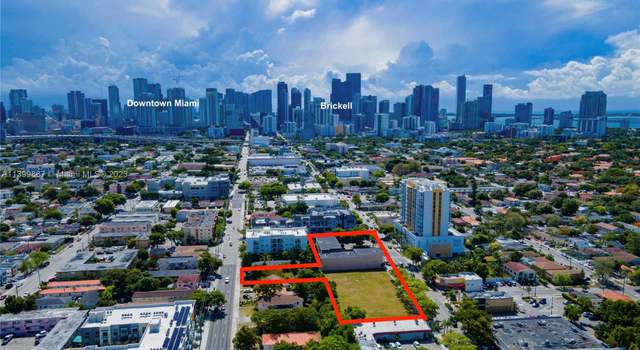 Photo of 901/922/939/955/965 & 922 SW 8th St, Miami, FL 33130