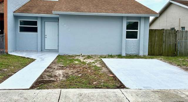 Photo of 3452 NW 194th Ter, Miami Gardens, FL 33056