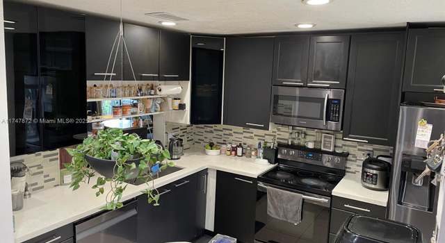 Photo of 9272 NW 49th Pl, Sunrise, FL 33351