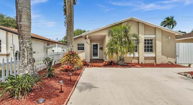 Photo of 5347 NW 198th Ter, Miami Gardens, FL 33055