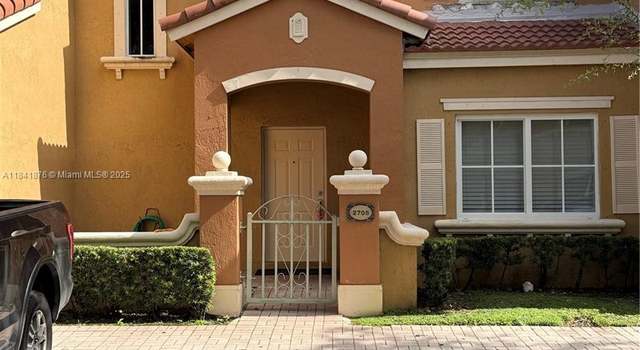 Photo of 8424 NW 139th Ter #2705, Miami Lakes, FL 33016