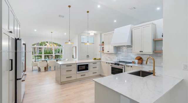 Photo of 640 SW 101 Ave, Plantation, FL 33324