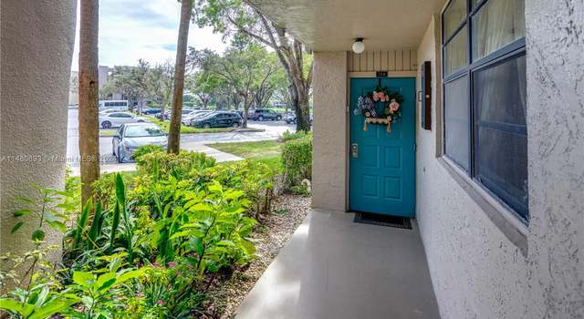 Photo of 1100 Colony Point Cir #114, Pembroke Pines, FL 33026