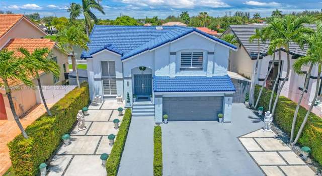 Photo of 942 NW 133rd Ct, Miami, FL 33182
