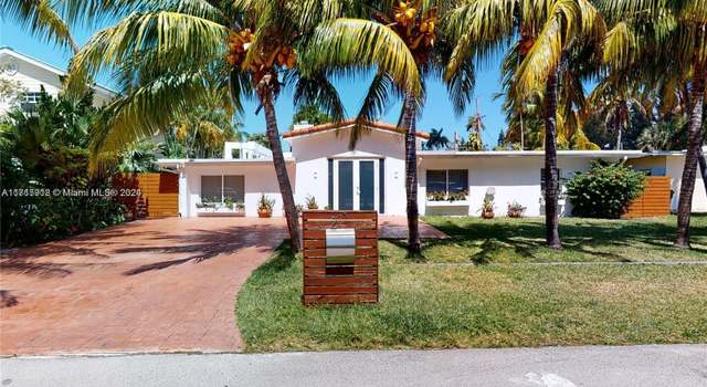 Photo of 211 190th St, Sunny Isles Beach, FL 33160