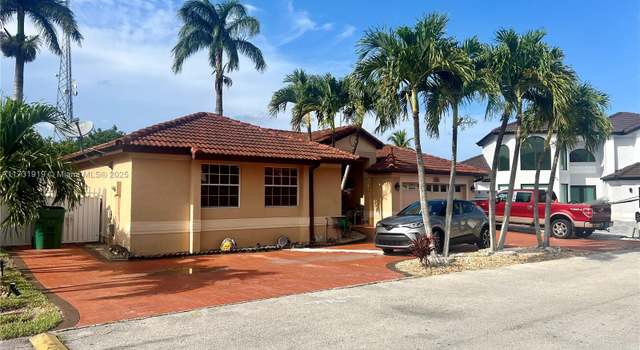 Photo of 8417 NW 201st Ter, Hialeah, FL 33015