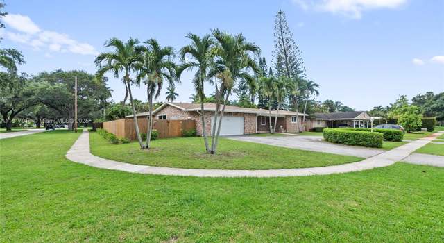 Photo of 736 Ixora Ln, Plantation, FL 33317
