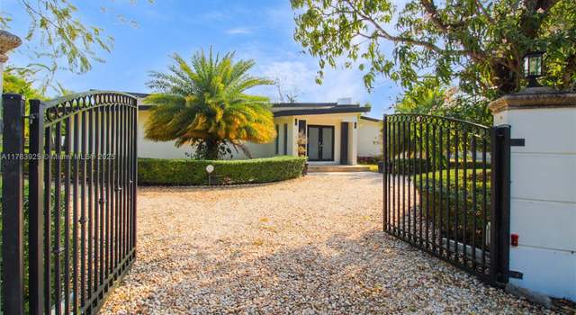 Photo of 8540 SW 122nd St, Miami, FL 33156