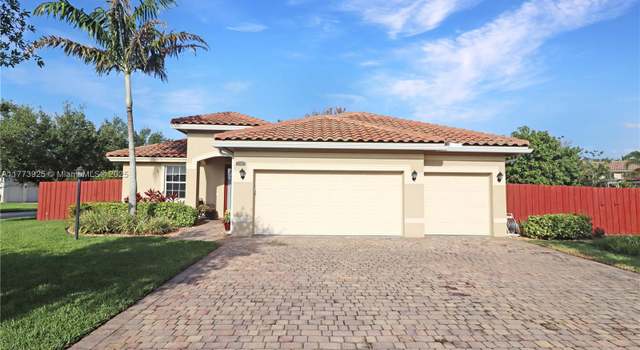 Photo of 2108 NW 17th Ave, Homestead, FL 33030