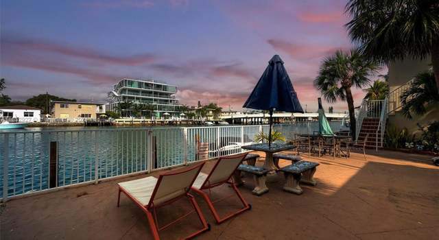 Photo of 8420 Byron Ave #14, Miami Beach, FL 33141