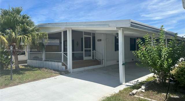 Photo of 2440 SW 51st St, Fort Lauderdale, FL 33312