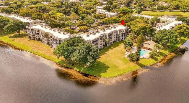 Photo of 9440 Poinciana Pl #416, Davie, FL 33324