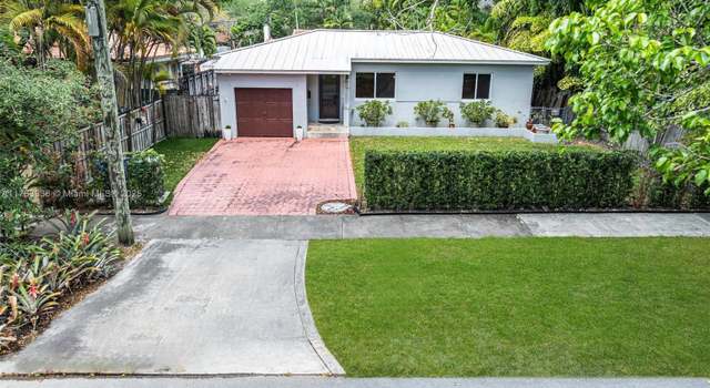 Photo of 2431 Overbrook St, Coconut Grove, FL 33133