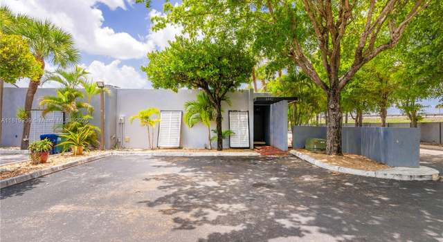 Photo of 6442 Milk Wagon Ln, Miami Lakes, FL 33014